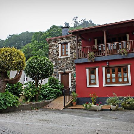 Apartamentos El Llago Boal Bagian luar foto