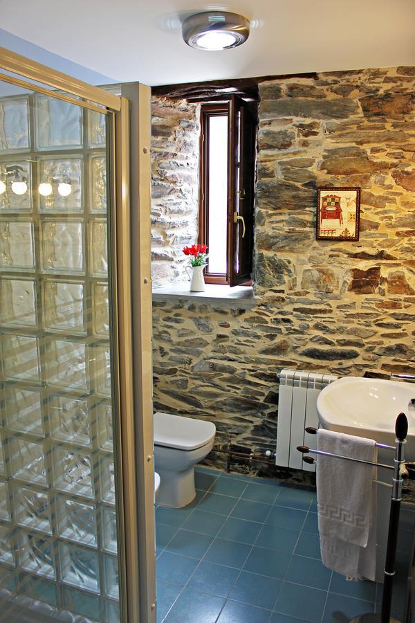 Apartamentos El Llago Boal Bagian luar foto